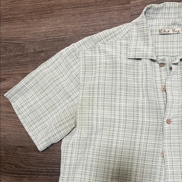 Batik Bay Men's Green Plaid Short Sleeve Shirt - Picture 6 of 6